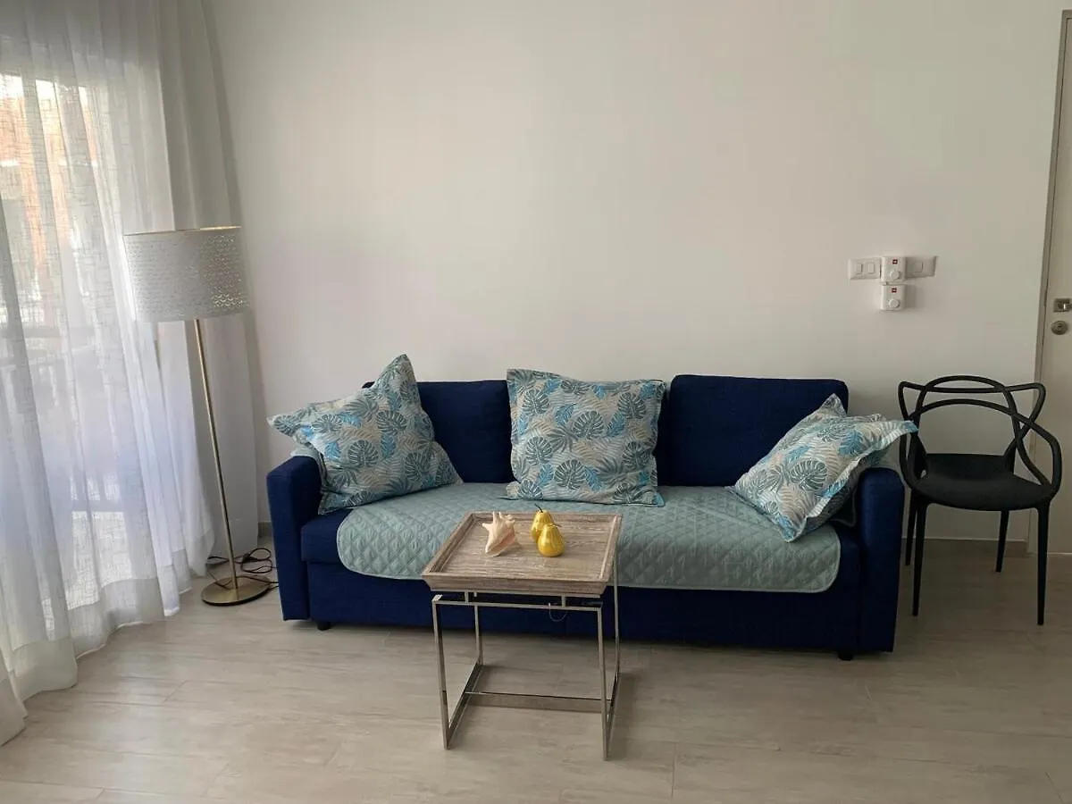 Luxurious Spacious 2-Bedroom Apartment, Steps From Beach Punta Cana Dominicaanse Republiek